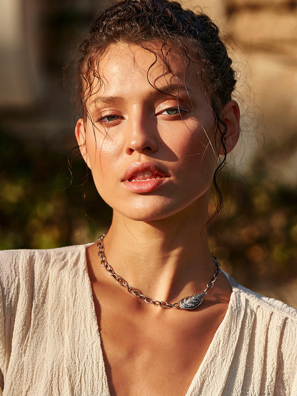 <transcy>GALENE KOLYE</transcy>