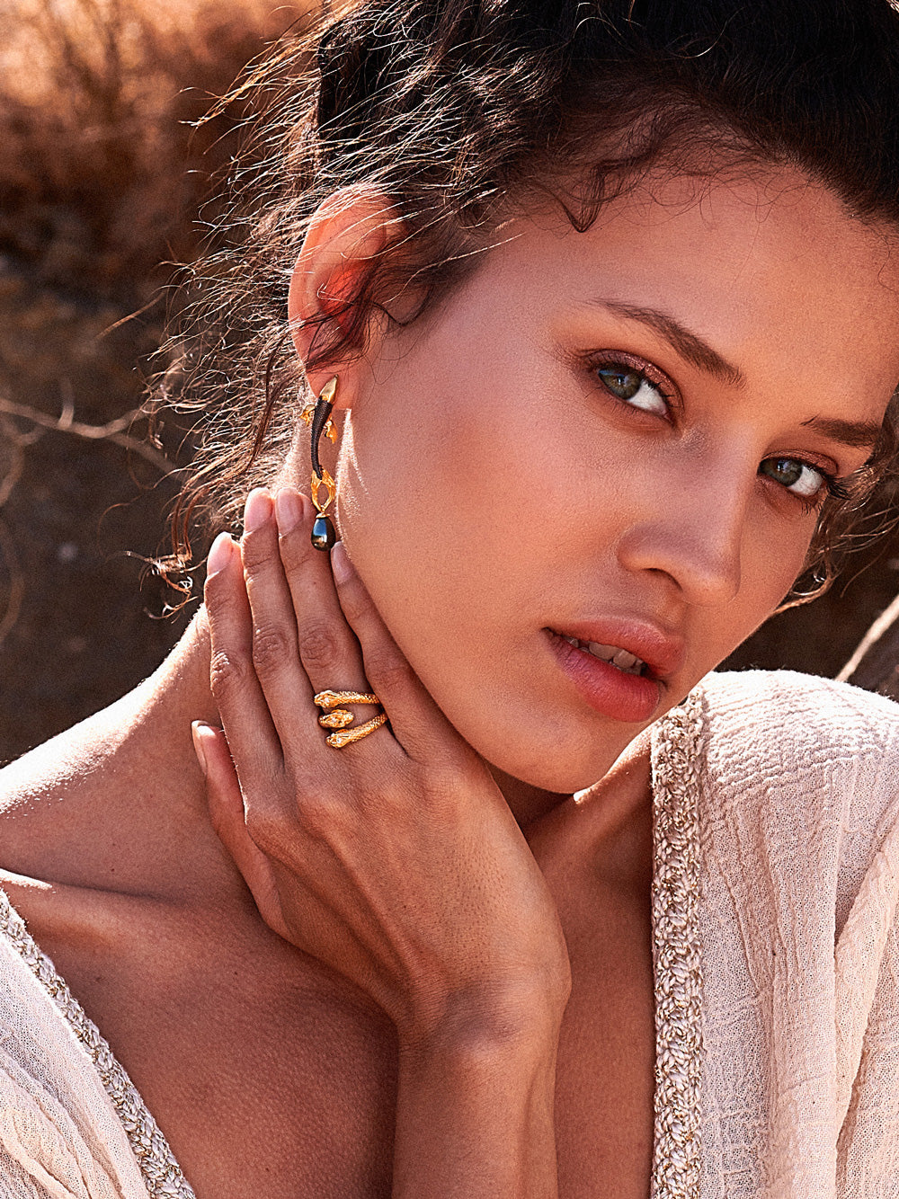 NIXIE EARRING